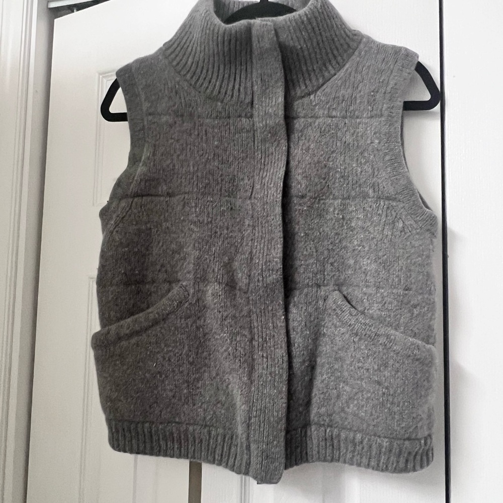 Theory puffy  wool cashmere Vest Sweater  Ribbed Funnel Neck